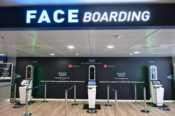 Imbarco biometrico Faceboarding a Linate (archivio)