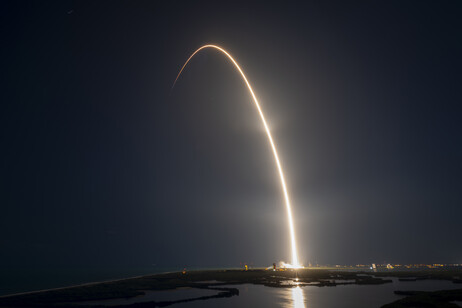 Il lancio di 23 satelliti Starlink da Cape Canaveral (fonte: SpaceX)