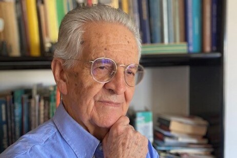 Il professor Filippo Frontera